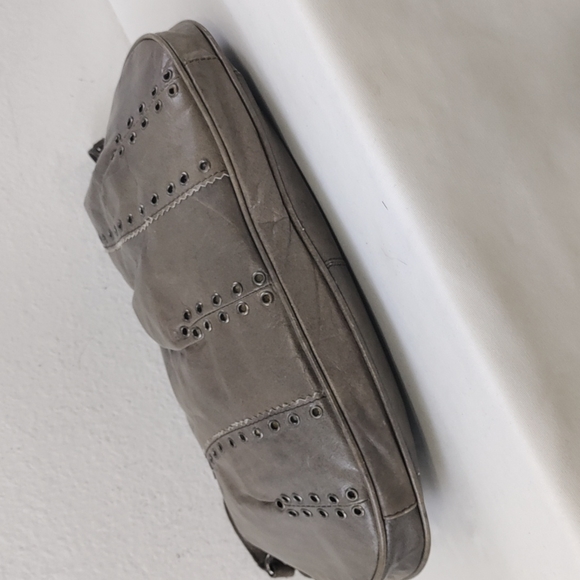 💥FINAL PRICE💥Dark Smokey Gray Leather Drawstring Crossbody Shoulder Bag. - Picture 9 of 14